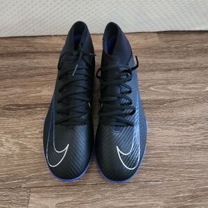 Nike Men's Black and Blue Athletic Shoes